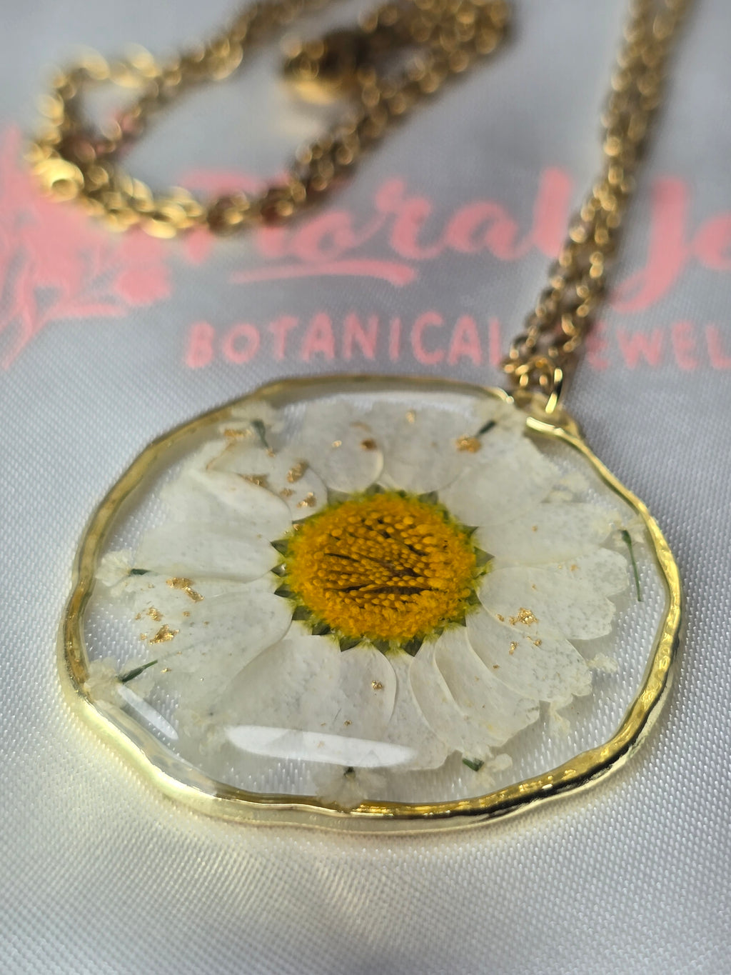 Colar de Margarida Branca