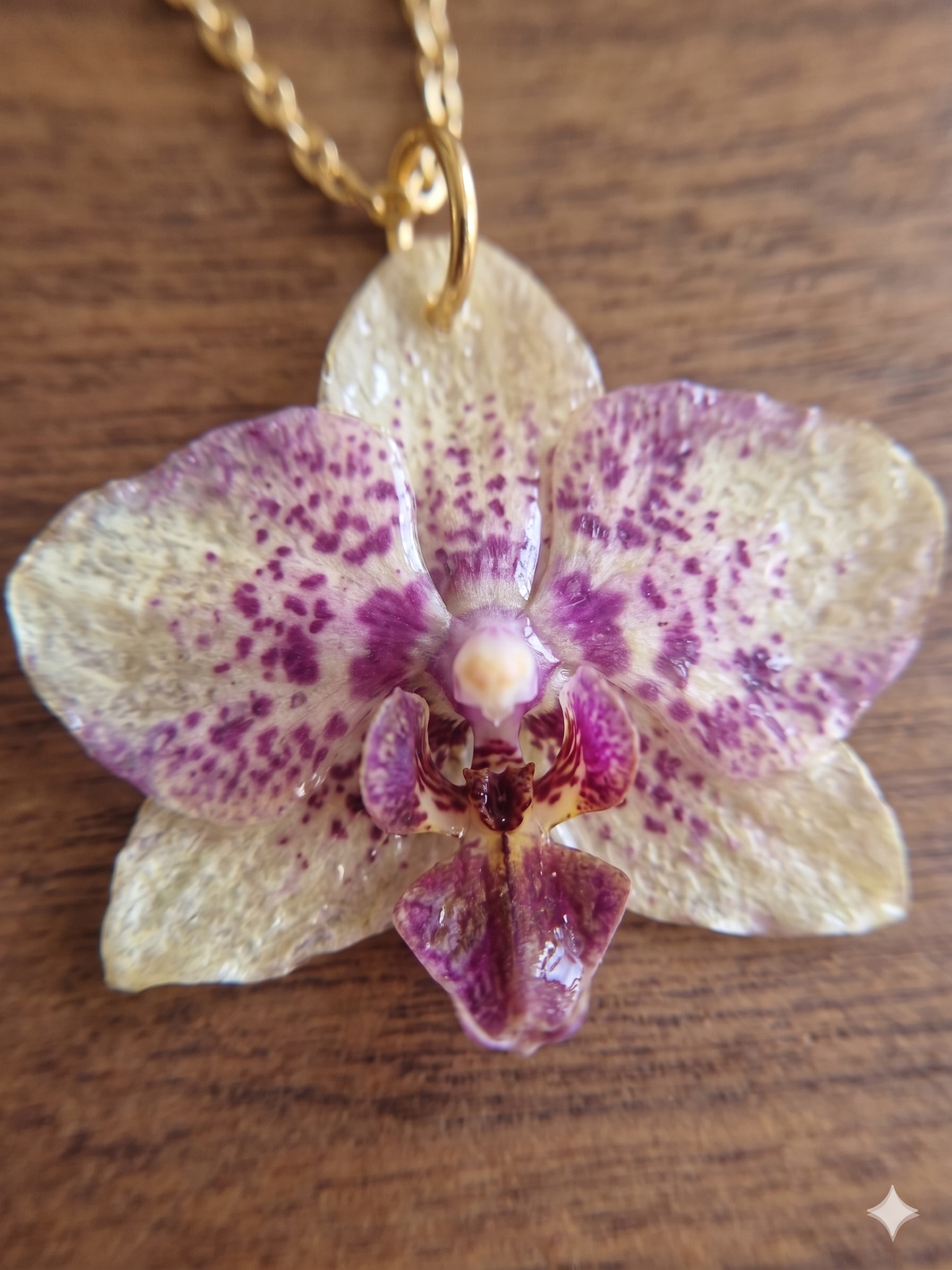 Colar Orquídea Branca e Roxa Natural