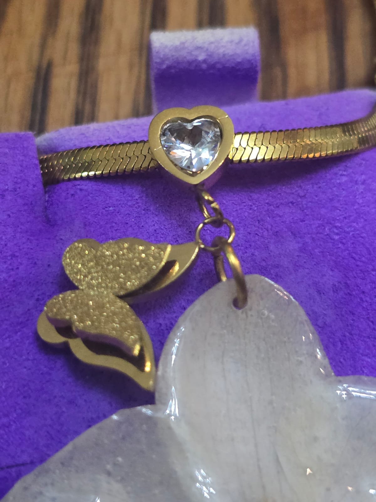 Colar Choker "Orquídea Corações & Borboleta