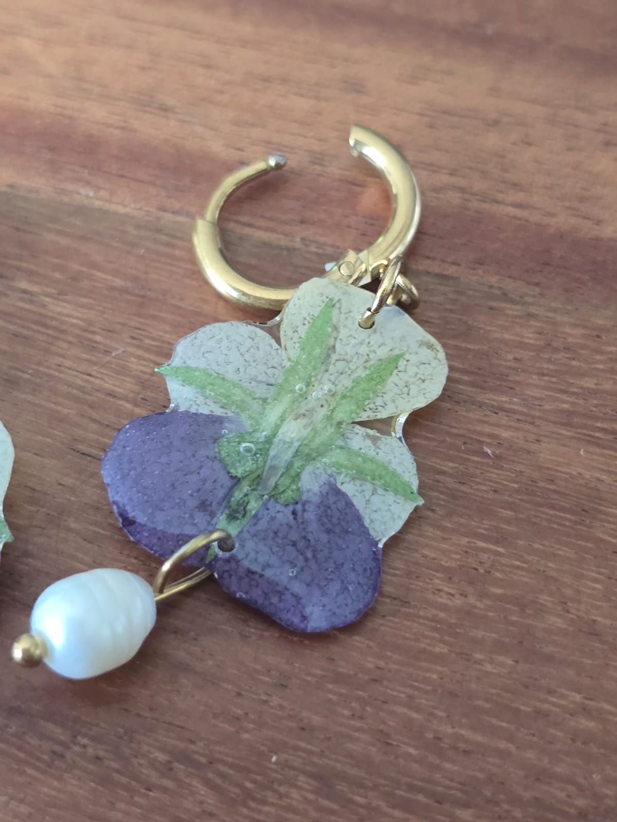 Brinco Amor Perfeito - Violeta, Branco e Amarelo