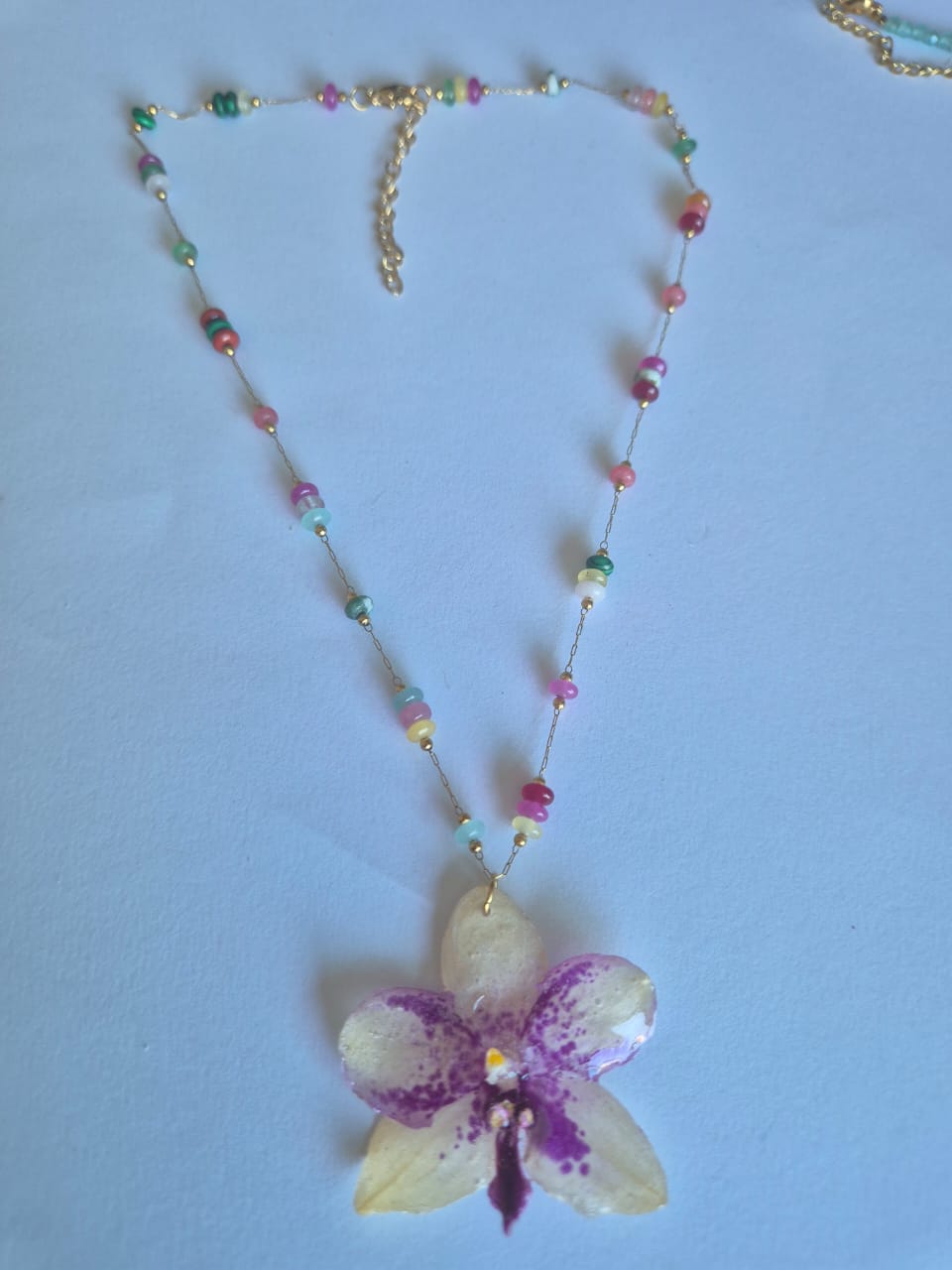 Conjunto Orquidea Branca e Roxa com Pedras Naturais