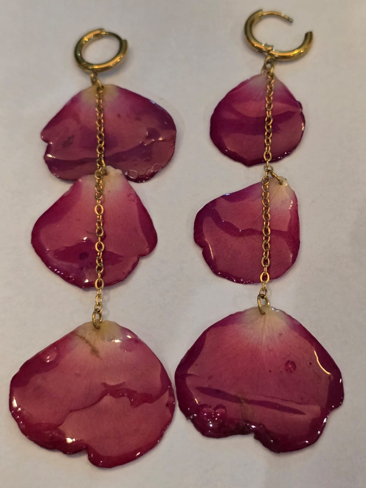 Brinco Pétalas de Mini Rosas